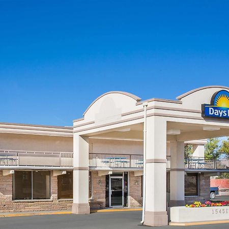 Days Inn By Wyndham ร็อกสปริงส์ ภายนอก รูปภาพ
