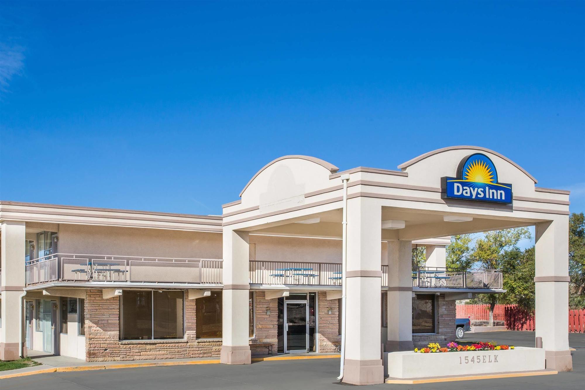 Days Inn By Wyndham ร็อกสปริงส์ ภายนอก รูปภาพ