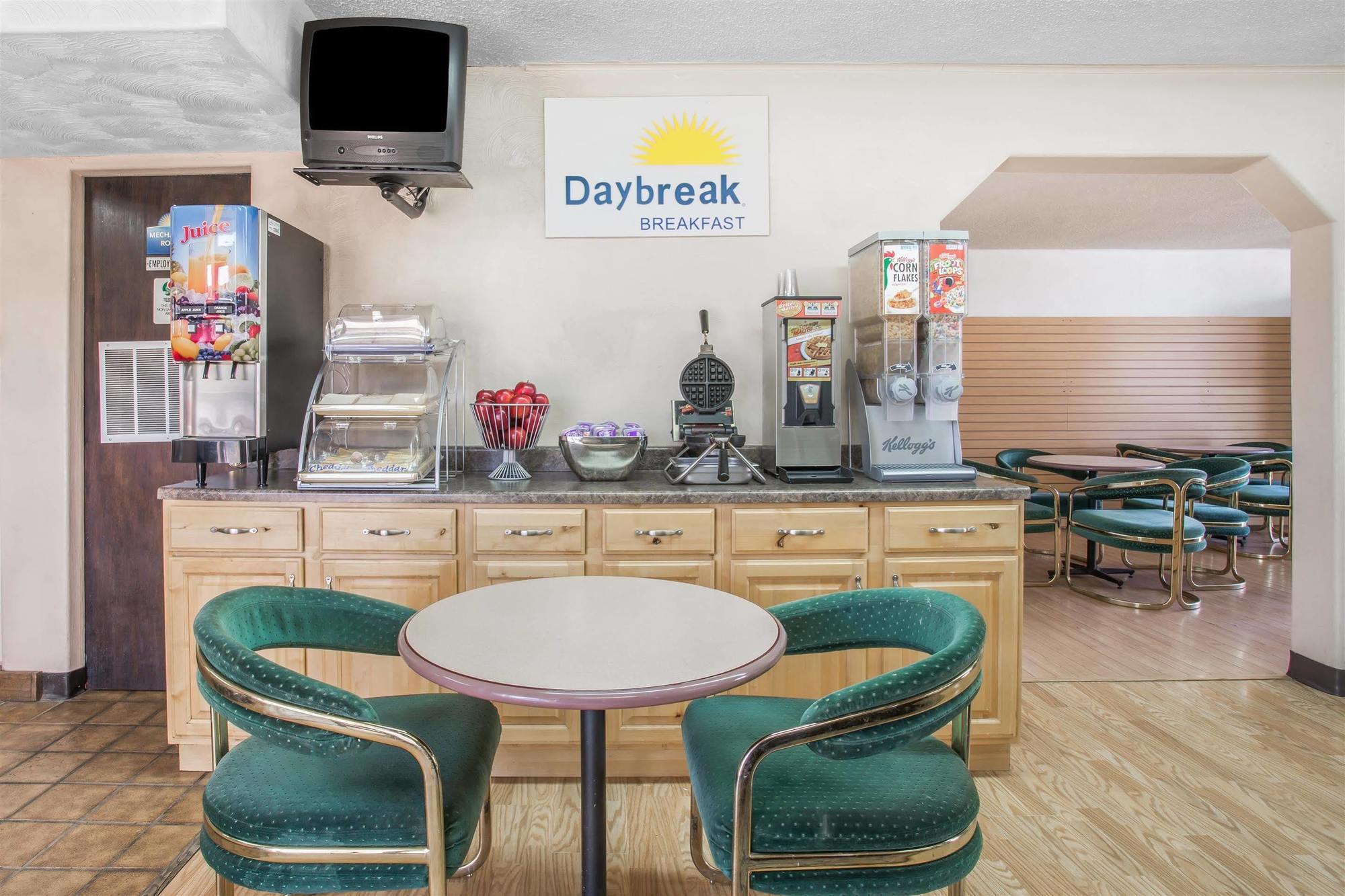 Days Inn By Wyndham ร็อกสปริงส์ ภายนอก รูปภาพ